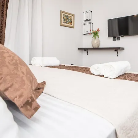 بيت ضيافة Sirius Luxury سبليت